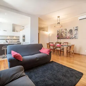 Appartamento Colosseum Roomy, Roma