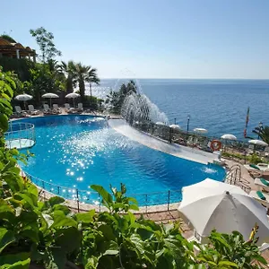 Baia Taormina & מלון פורצה דרגו